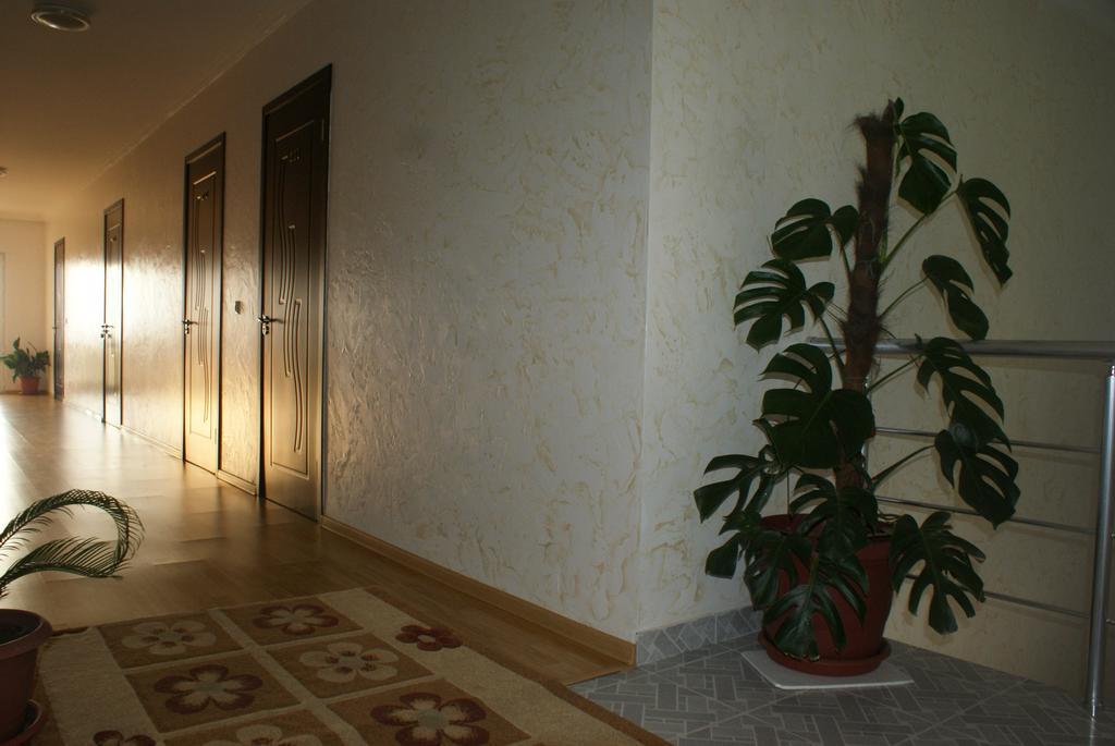 Kvariati - Guest House Bagian luar foto